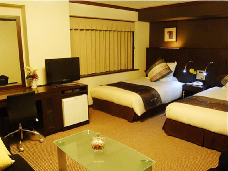 Central Hotel Yokosuka Luaran gambar